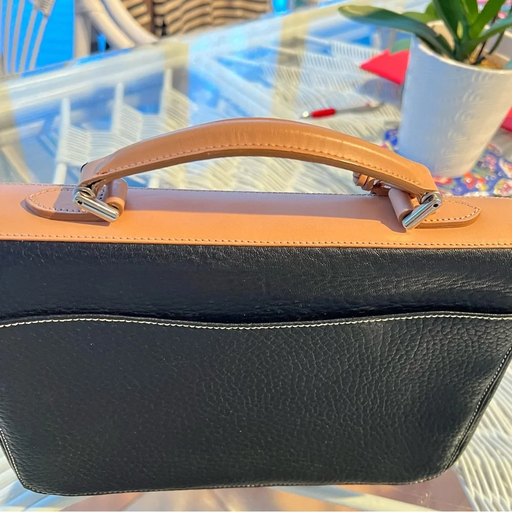 DOONEY AND BOURKE Black and Tan Leather Women's Bag NWOT! - Picture 5 of 8